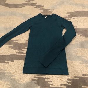 Long sleeve Lululemon top